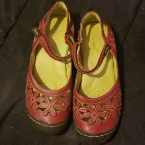Burgandy Jambu All Terra Design Shoe